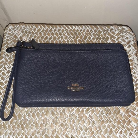 NWOT Coach Double Zip Wallet - Picture 4 of 8